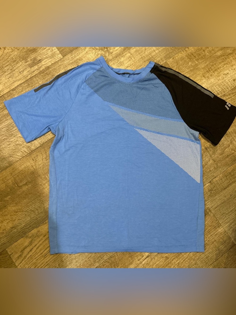 Russell Athletic Light Blue and Black Short Sleeve Tee